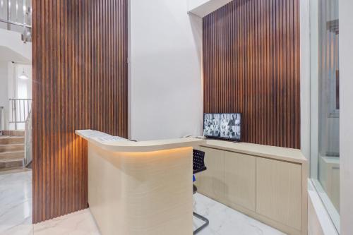 Imagen general del Hotel Townhouse Oak Gunung Sahari Near Ancol. Foto 5