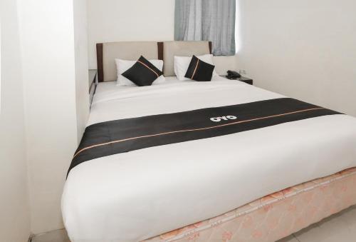 Imagen general del Hotel Townhouse Oak J&b Gunung Sahari. Foto 13