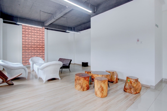 Imagen de los interiores del Hotel Townhouse Oak near The Park Mall Solo. Foto 14