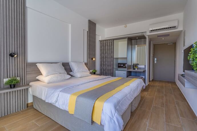 Imagen de la habitación del Hotel Toxotis. Foto 17