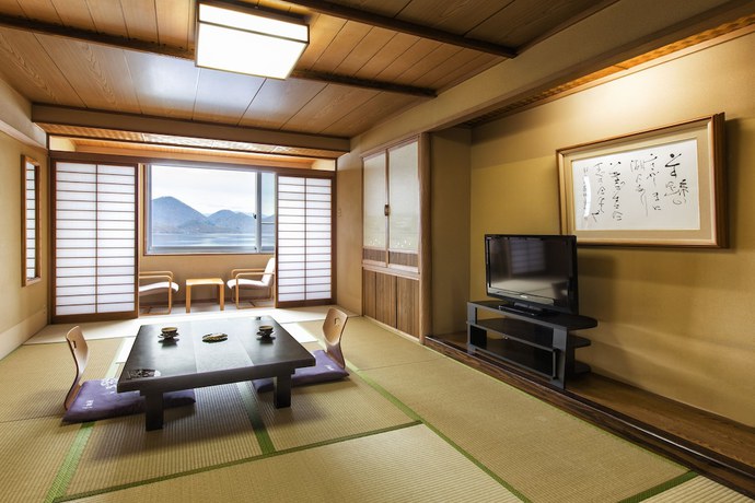 Imagen de los interiores del Hotel Toya Kohantei. Foto 14