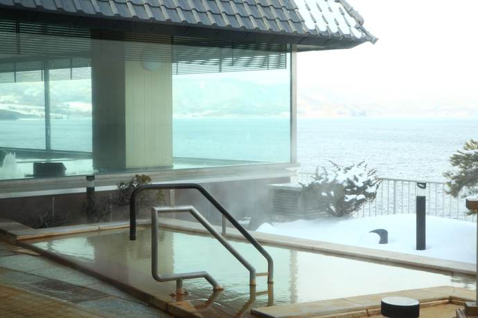 Imagen de la piscina del Hotel Toya Kohantei. Foto 15