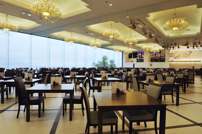 Imagen del bar/restaurante del Hotel Toya Sun Palace Resort and Spa. Foto 4