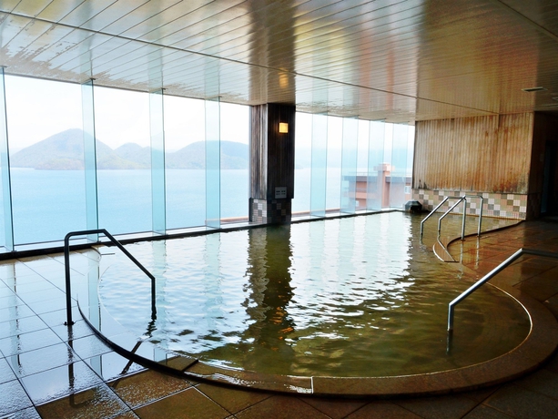 Imagen de la piscina del Hotel Toyako Manseikaku Lakeside Terrace. Foto 13