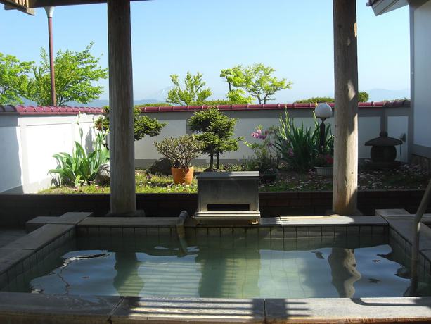 Imagen de los exteriores del Hotel Toyako Onsen Hokkai. Foto 7
