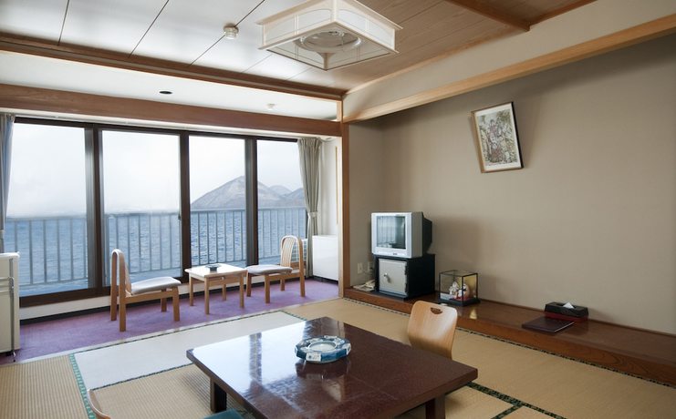 Imagen de la habitación del Hotel Toyako Onsen Hokkai. Foto 5