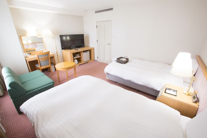 Imagen de la habitación del Hotel Toyama Chitetsu. Foto 7