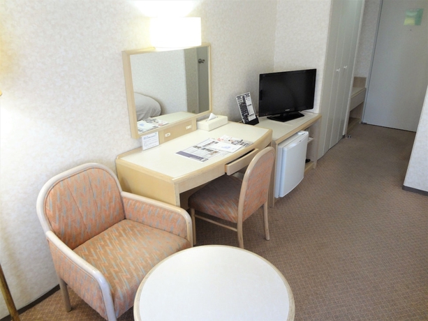 Imagen de la habitación del Hotel Toyama Chitetsu. Foto 14