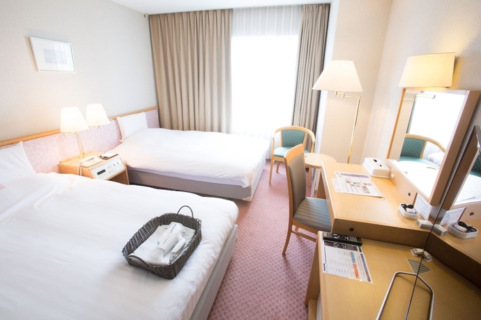 Imagen de la habitación del Hotel Toyama Chitetsu. Foto 17