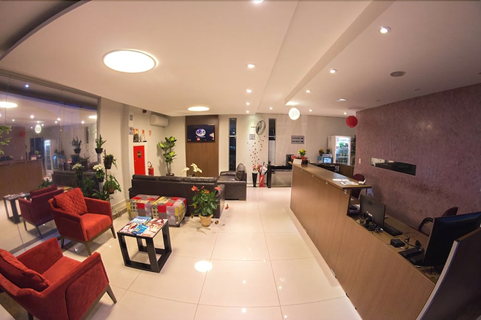 Imagen de los interiores del Hotel Toyo Inn. Foto 16