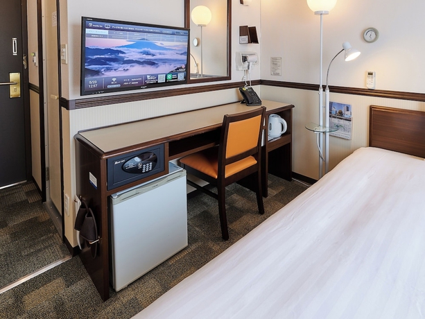 Imagen de la habitación del Hotel Toyoko Inn Chiba Ekimae. Foto 8