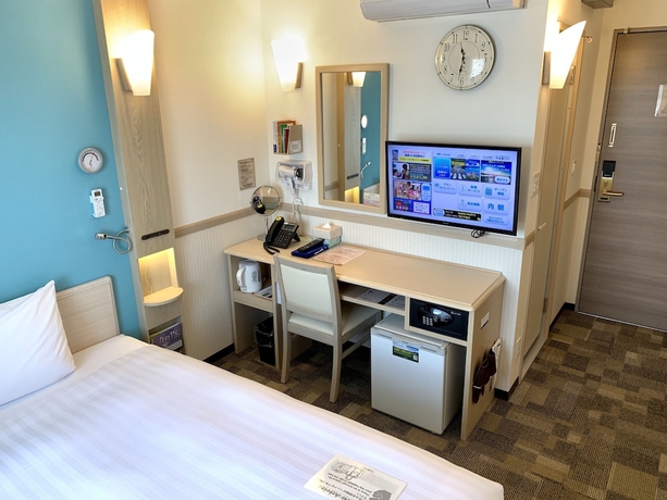 Imagen de la habitación del Hotel Toyoko Inn Fuchu-Nambu-sen Minami-tama Ekimae. Foto 3