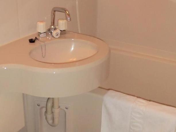 Imagen de la habitación del Hotel Toyoko Inn JR Wakayama-eki Higashi-guchi. Foto 5
