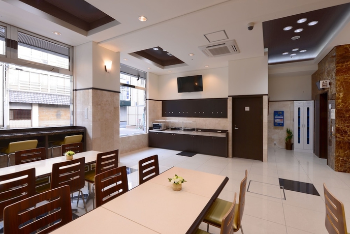 Imagen de los interiores del Hotel Toyoko Inn Jr Kobe Station Kita. Foto 17