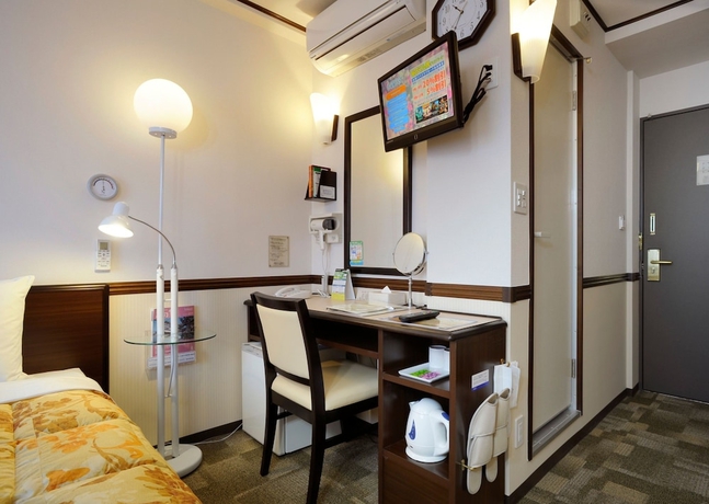 Imagen de la habitación del Hotel Toyoko Inn Kintetsu Yokkaichi-eki Kita-guchi. Foto 17