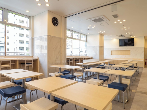 Imagen de los interiores del Hotel Toyoko Inn Kobe Sannomiya Ekimae. Foto 15