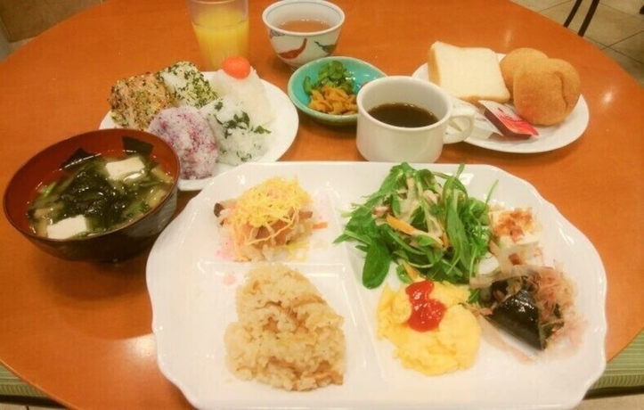 Imagen del bar/restaurante del Hotel Toyoko Inn Kumamoto Shin Shigai. Foto 11
