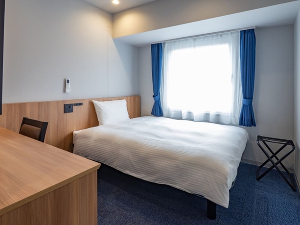 Imagen de la habitación del Hotel Toyoko Inn Kure-eki. Foto 6