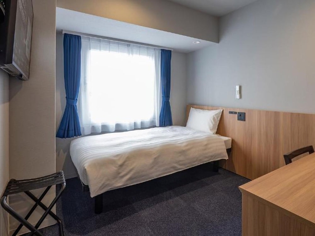 Imagen de la habitación del Hotel Toyoko Inn Kure-eki. Foto 15