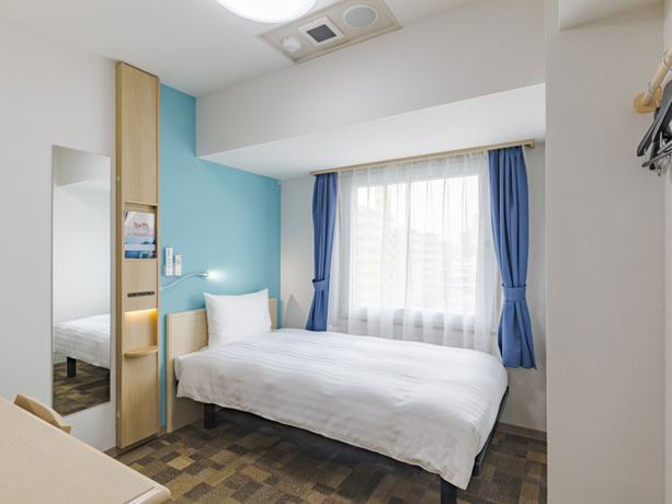 Imagen de la habitación del Hotel Toyoko Inn Kyoto Nijojo Minami. Foto 8