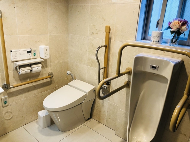 Imagen de los interiores del Hotel Toyoko Inn Maibara-eki Shinkansen Nishi-guchi. Foto 17