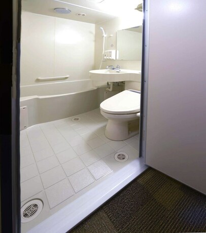 Imagen de la habitación del Hotel Toyoko Inn Narita Airport Shinkan. Foto 8