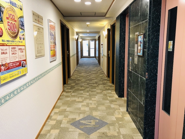 Imagen de los interiores del Hotel Toyoko Inn Niigata Furumachi. Foto 13