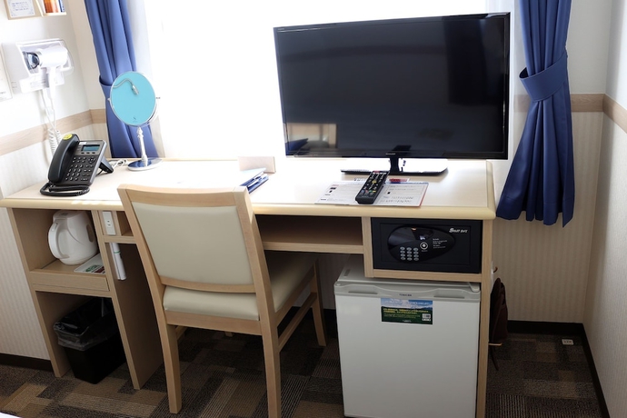 Imagen de la habitación del Hotel Toyoko Inn Nishi Funabashi Baraki Inter. Foto 4