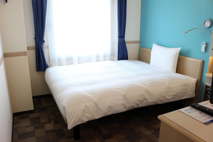 Imagen de la habitación del Hotel Toyoko Inn Nishi Funabashi Baraki Inter. Foto 6