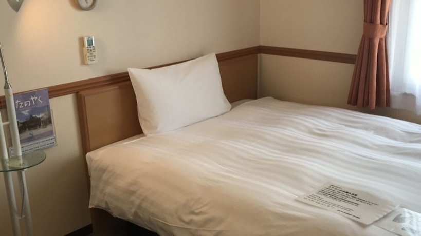 Imagen de la habitación del Hotel Toyoko Inn Okinawa Naha Kokusai Dori Miebashi Station. Foto 8