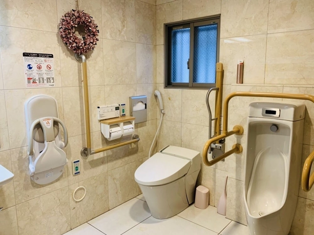 Imagen de los interiores del Hotel Toyoko Inn Osaka Itami Kuko. Foto 13