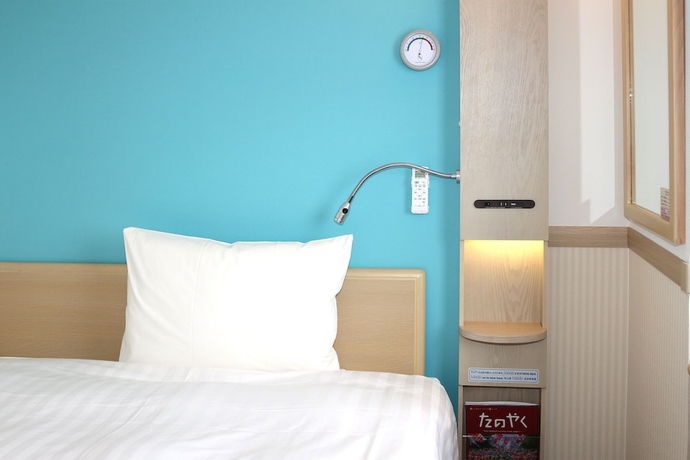 Imagen de la habitación del Hotel Toyoko Inn Osaka Kadoma-shi Ekimae. Foto 3