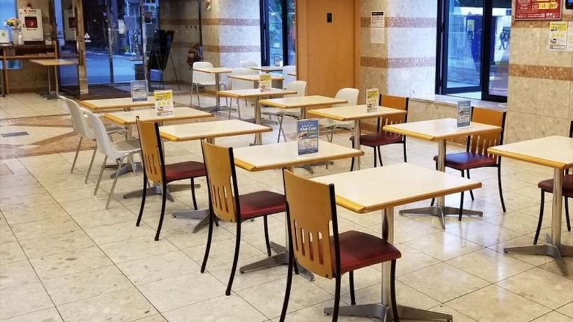 Imagen del bar/restaurante del Hotel Toyoko Inn Osaka Shinsaibashi Nishi. Foto 2