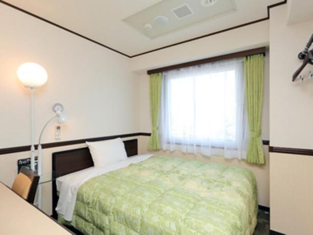 Imagen de la habitación del Hotel Toyoko Inn Osaka Tsuruhashi Ekimae. Foto 8