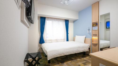 Imagen de la habitación del Hotel Toyoko Inn Sakai Ekimae. Foto 16