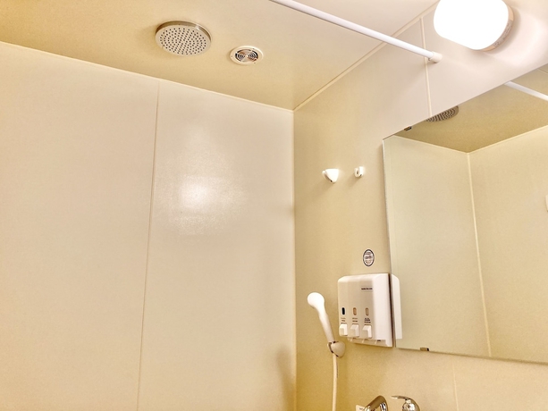 Imagen de la habitación del Hotel Toyoko Inn Shin Osaka Higashi Mikuni Station. Foto 11