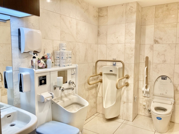 Imagen de los interiores del Hotel Toyoko Inn Shin Osaka Higashi Mikuni Station. Foto 14