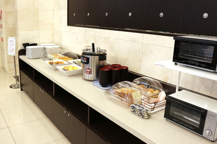 Imagen del bar/restaurante del Hotel Toyoko Inn Shin Osaka Higashi Mikuni Station. Foto 2