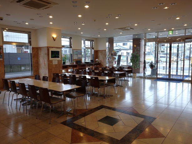 Imagen de los interiores del Hotel Toyoko Inn Shin Shirakawa Station. Foto 16