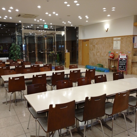Imagen de los interiores del Hotel Toyoko Inn Shin Shirakawa Station. Foto 17