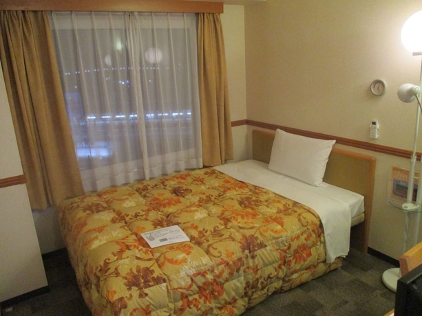 Imagen de la habitación del Hotel Toyoko Inn Shin Yatsushiro Station. Foto 5