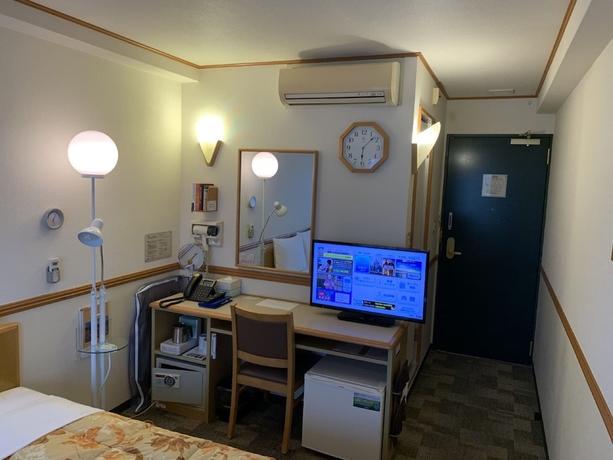 Imagen de los interiores del Hotel Toyoko Inn Shin Yatsushiro Station. Foto 18