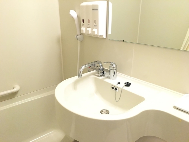 Imagen de la habitación del Hotel Toyoko Inn Tokyo Akigawa Station Kita. Foto 4
