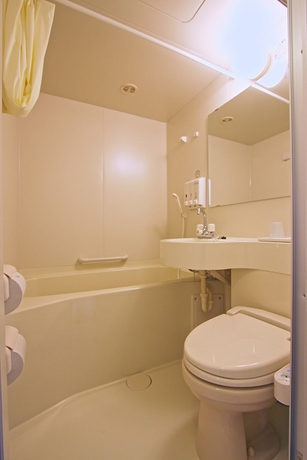 Imagen de la habitación del Hotel Toyoko Inn Tokyo Kanda Akihabara. Foto 16