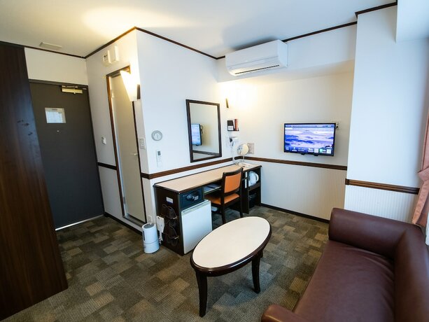 Imagen general del Hotel Toyoko Inn Tokyo Tachikawa Station Kita. Foto 7