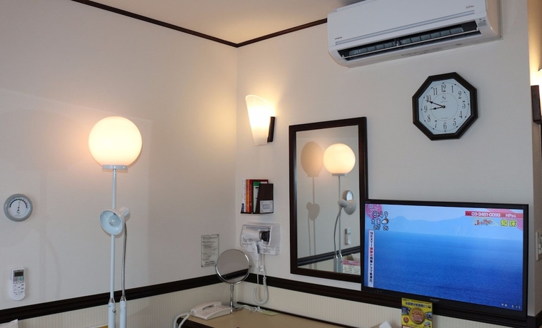 Imagen de la habitación del Hotel Toyoko Inn Tokyo-eki Yaesu Kita-guchi. Foto 3