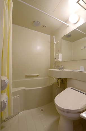 Imagen de la habitación del Hotel Toyoko Inn Tokyo-eki Yaesu Kita-guchi. Foto 13