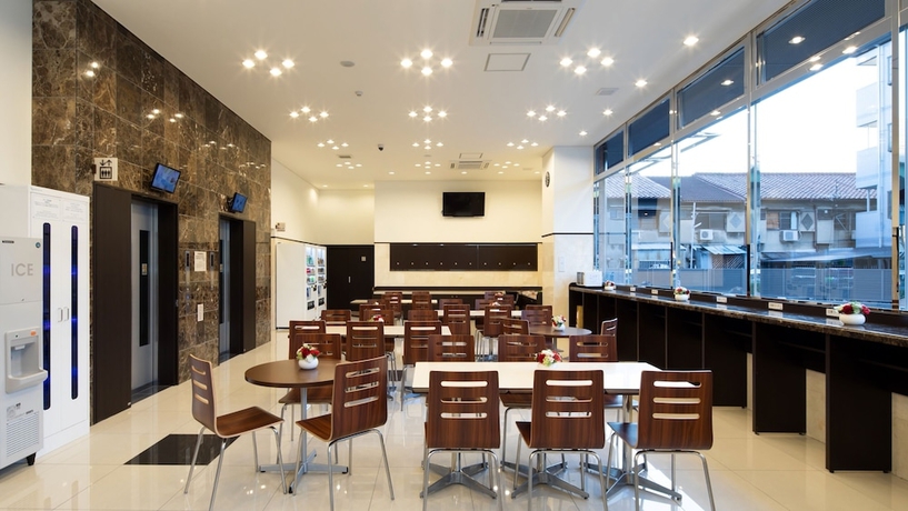 Imagen de los interiores del Hotel Toyoko Inn Toride-eki Higashi-guchi. Foto 17