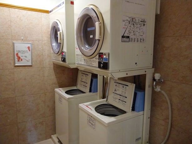 Imagen de los interiores del Hotel Toyoko Inn Yamato Ekimae. Foto 17