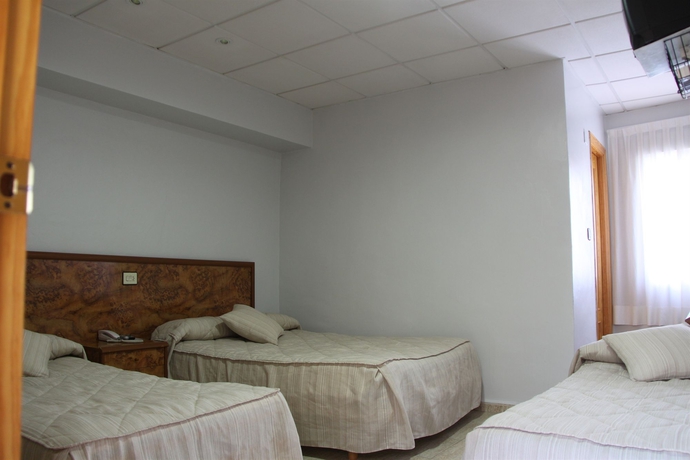 Imagen de la habitación del Hotel Trabuco. Foto 8
